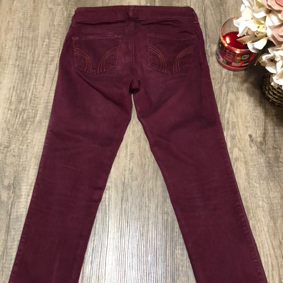 EUC maroon Hollister Jeans - Picture 5 of 6